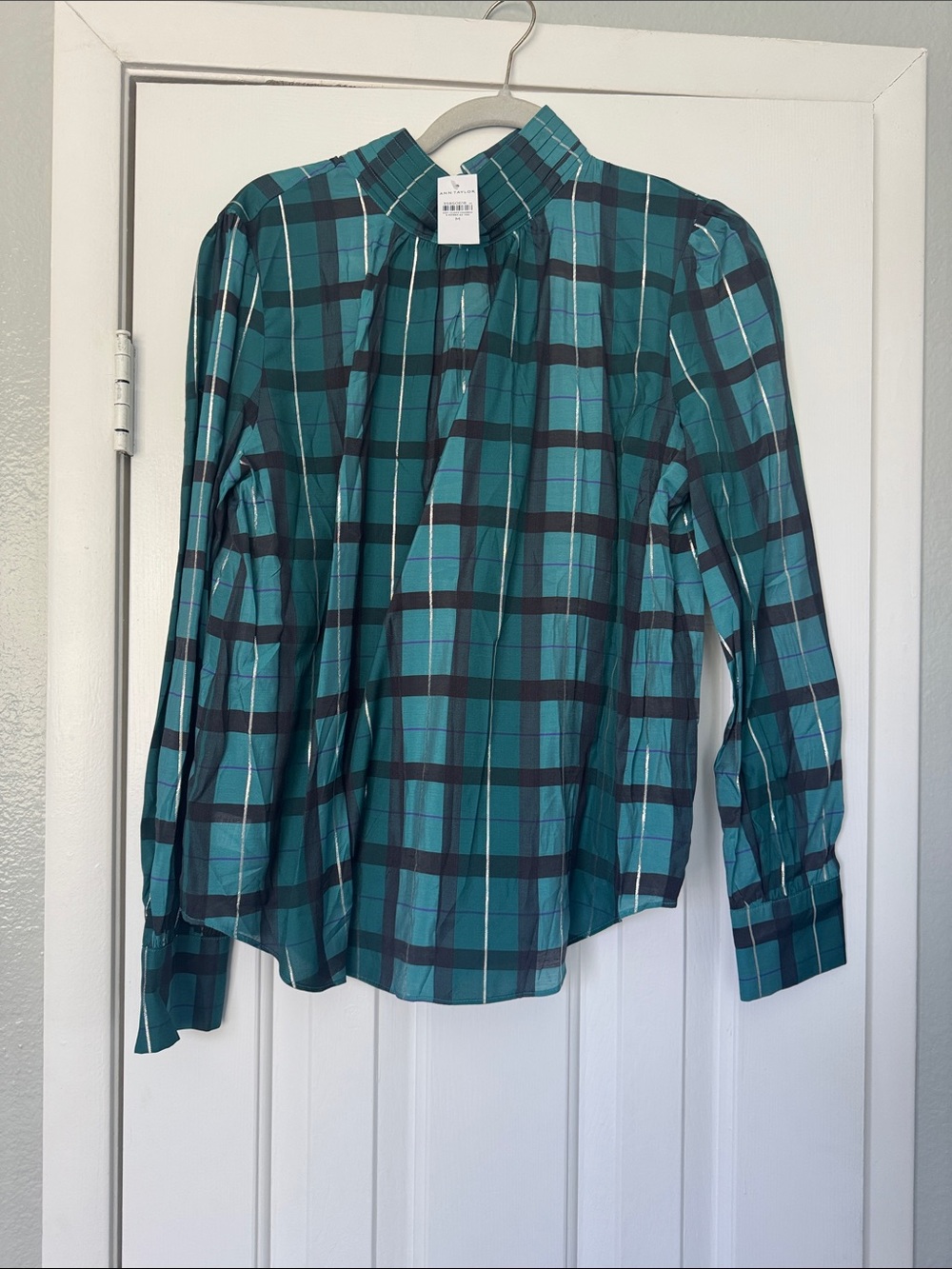 NWT Ann Taylor Teal Plaid Long-Sleeve blouse